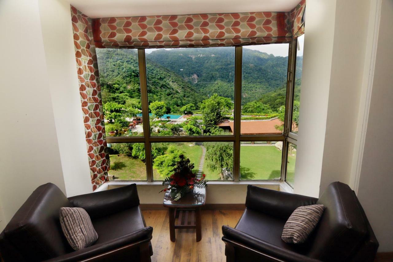 Luxury Aloha Apartments Rishikesh Bagian luar foto